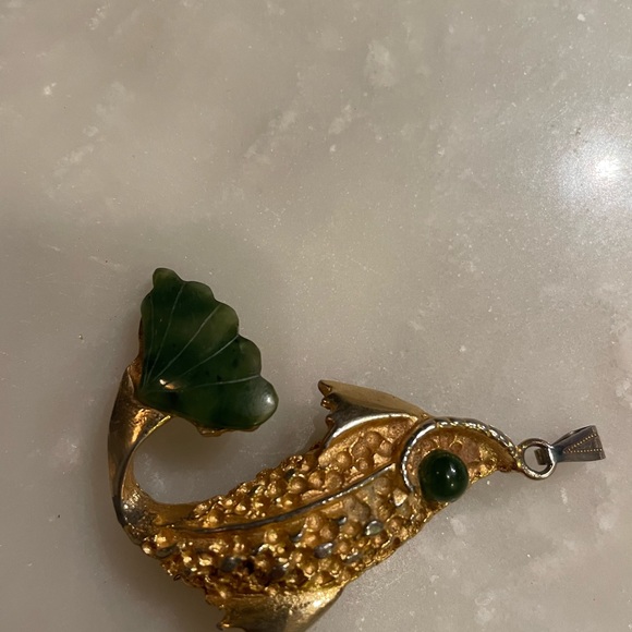 Vintage Signed Hobe Fish Green Jade Brooch/ Pendant - Picture 4 of 6